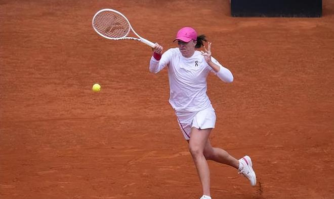 到罚球点回 到罚球点回