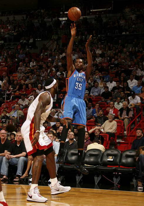 扣篮或拉杆 扣篮或拉杆