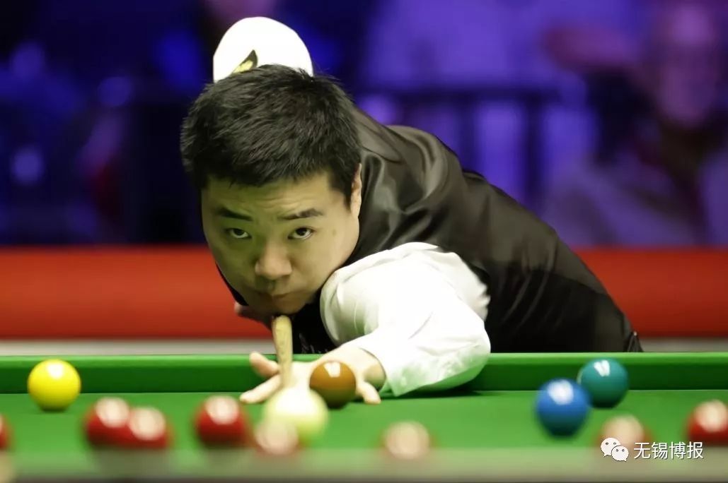 他只出手两 他只出手两